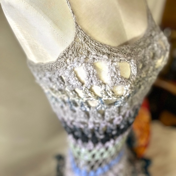 CROCHETED RUFFLE MINI DRESS WITH SPAGHETTI STRAPS - Picture 11 of 14